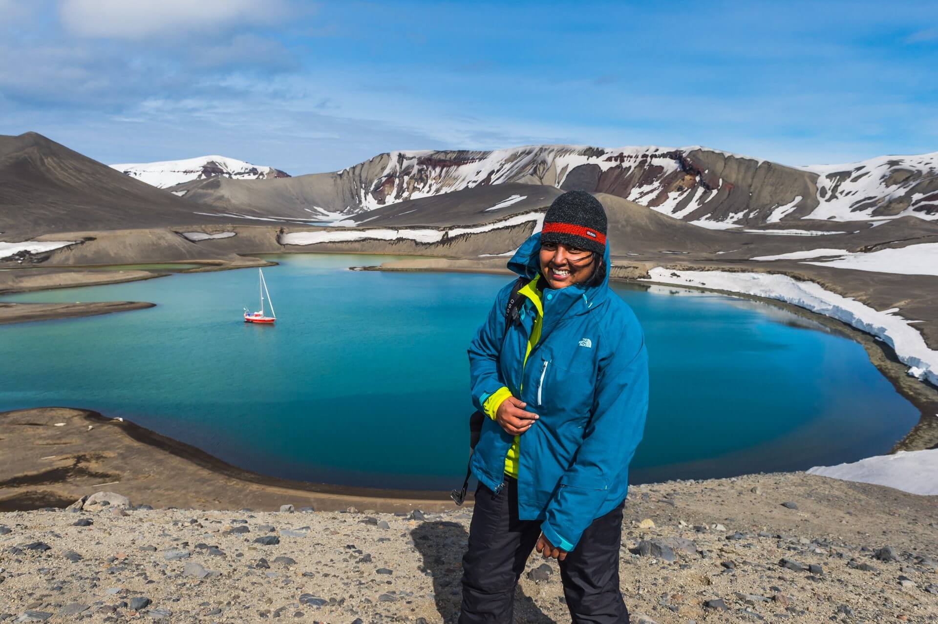 Sivani in the South Shetland Islands in 2014. In the background, the S/Y Sarah W. Vorwerk waits.