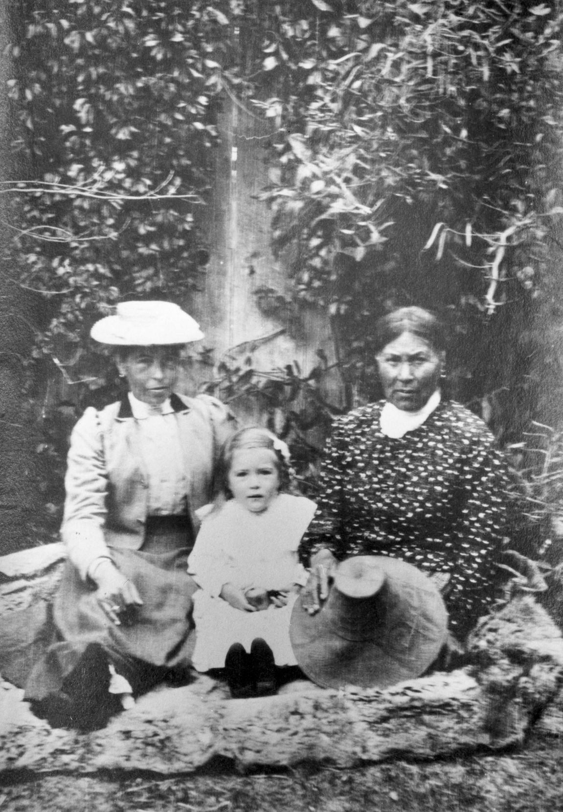 Puunnii, the second wife of the author’s great-great-grandfather, was a highborn First Nation healer also known as Polly. In this archival photograph, she poses with her daughter, Maggie Lauder, and granddaughter, Helen Simpson. Photo: Alberni Valley Museum Photograph Collection PN01705.