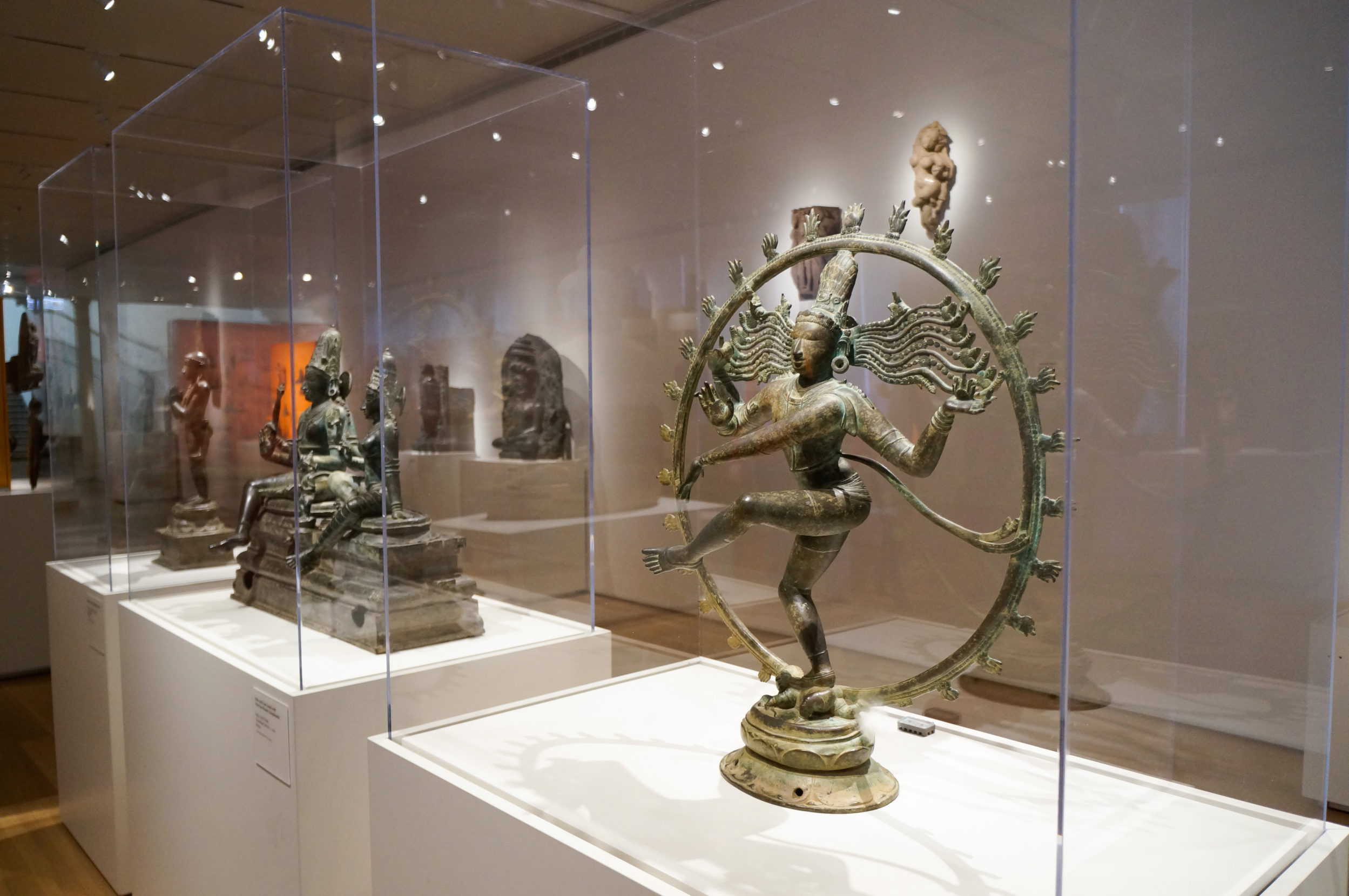 A bronze Nataraja sculpture resides at the Art Institute of Chicago. An artifact from India’s Chola empire, this idol was sold to the museum in 1965 by William H. Wolff, a now-deceased New York art dealer who admitted to sometimes practicing questionable tactics in the export of antiquities. Photo: Cathyrose Melloan/Alamy.
